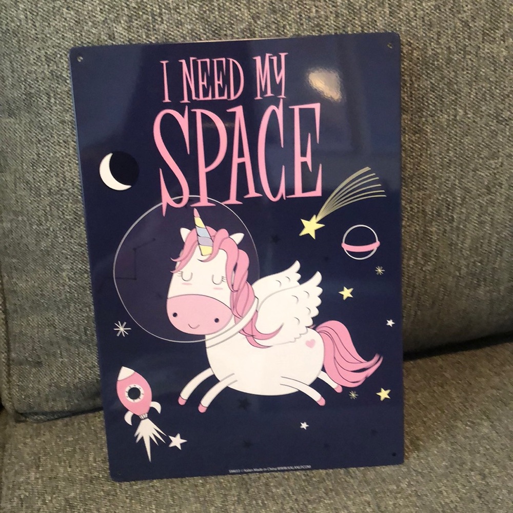 Tin Metal Sign w/ Unicorn